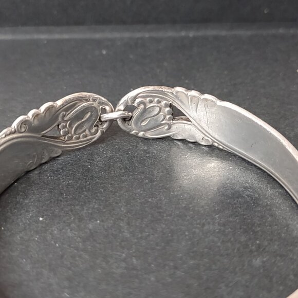 Cute Vintage Spring Glory Spoon Bracelet - Picture 5 of 9